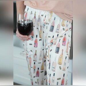 NWT Wine Bottle Pajama Pants Size Medium